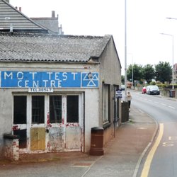 Clarks Garage - Photo. 7.6.2022.