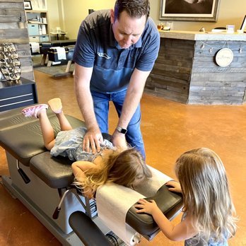 Dopps Chiropractic - Chiropractors Near Me - Overland Park, Kansas