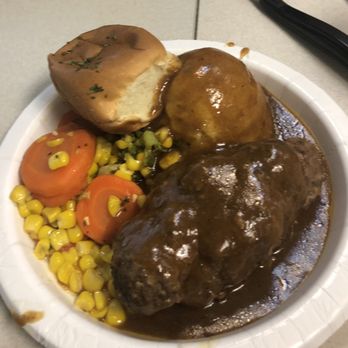 Cup Stuff and Catering - Salisbury steak w/gravy, mashed potatoes & veggies - Caterers Near Me - San Antonio, Texas