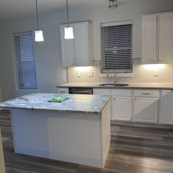Miss Luque - kitchen - Home Cleaning Near Me - St. Louis, Missouri Miss Luque - kitchen - Home Cleaning Near Me - St. Louis, Missouri