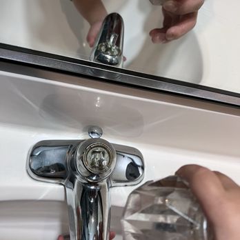Dee Thai Restaurant - Faucet handle comes off - Thai Near Me - Alpharetta, Georgia