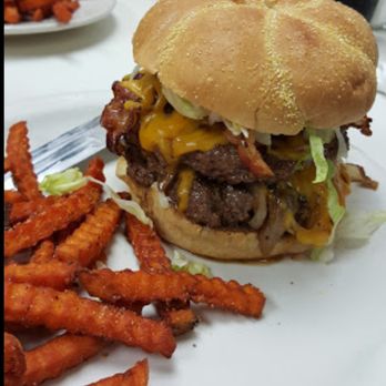 Lee's Drive In - Double bacon cheeseburger and sweet potato fries - American Near Me - Hammond, Louisiana