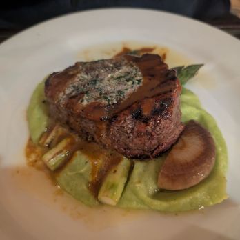 Perch - Filet Mignon, herb potato puree, and cipollino confit - Lounges Near Me - Los Angeles, California Perch - Filet Mignon, herb potato puree, and cipollino confit - Lounges Near Me - Los Angeles, California