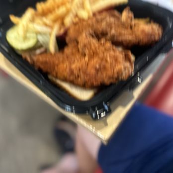 Dave's Hot Chicken - Chicken Shop Near Me - El Cajon, California Dave's Hot Chicken - Chicken Shop Near Me - El Cajon, California