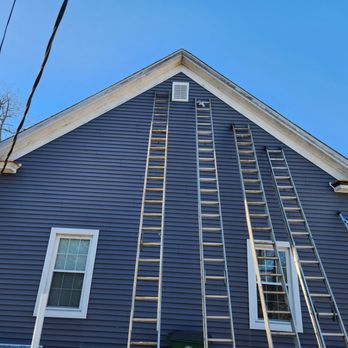 Anthony Burgess Construction - Soffit and facia, makeover (before). - Carpenters Near Me - Anderson, South Carolina