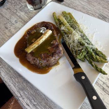 Moonstone Beach Bar & Grill - Seafood Near Me - Cambria, California