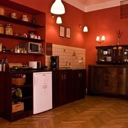 Mama's Hostel