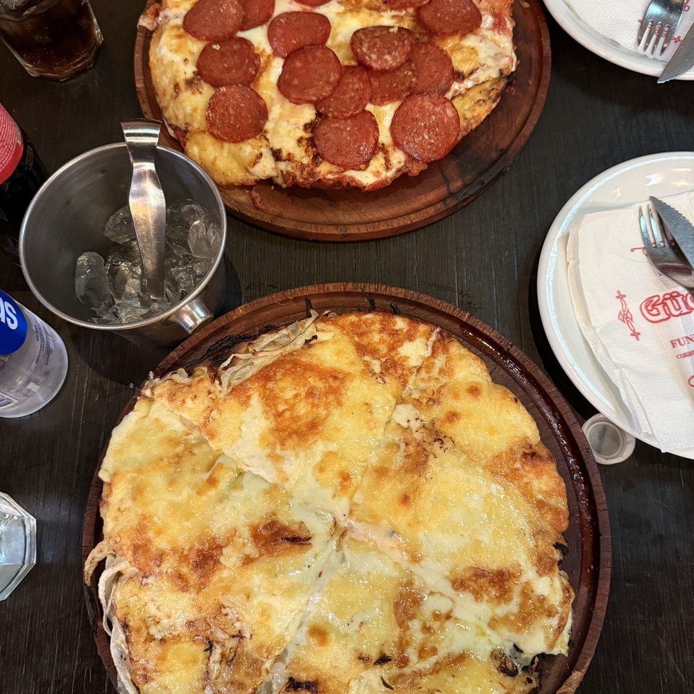 Güerrín - Fugazetta with mozzarella and pepperoni - Pizza Near Me - Buenos Aires, C Güerrín - Fugazetta with mozzarella and pepperoni - Pizza Near Me - Buenos Aires, C