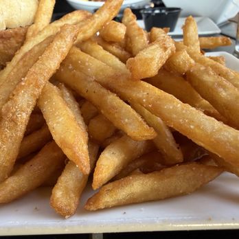 Slough House Social - regular fries, ordered "well done" - New American Near Me - Colusa, California Slough House Social - regular fries, ordered "well done" - New American Near Me - Colusa, California
