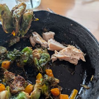 Scratch Kitchen & Taproom - Pan chicken - Bars Near Me - Apex, North Carolina