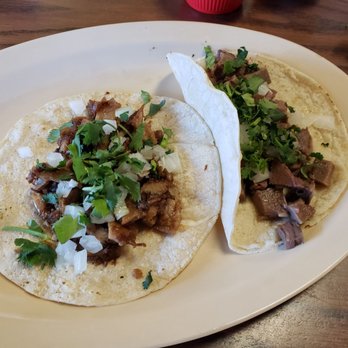 El Tlacoyo - Buche y Lengua - Mexican Near Me - Tempe, Arizona