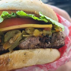 Laguna 66 Pit Stop - Laguna Burger sans onions and pickle