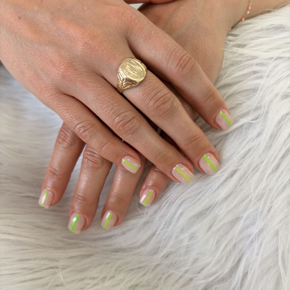 Pink Nails - Gel manicure - Nail Salons Near Me - Los Angeles, California Pink Nails - Gel manicure - Nail Salons Near Me - Los Angeles, California