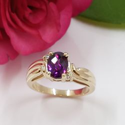 Benchcraft Jewelers - Rhodolite Garnet set in 14k yellow gold ring.