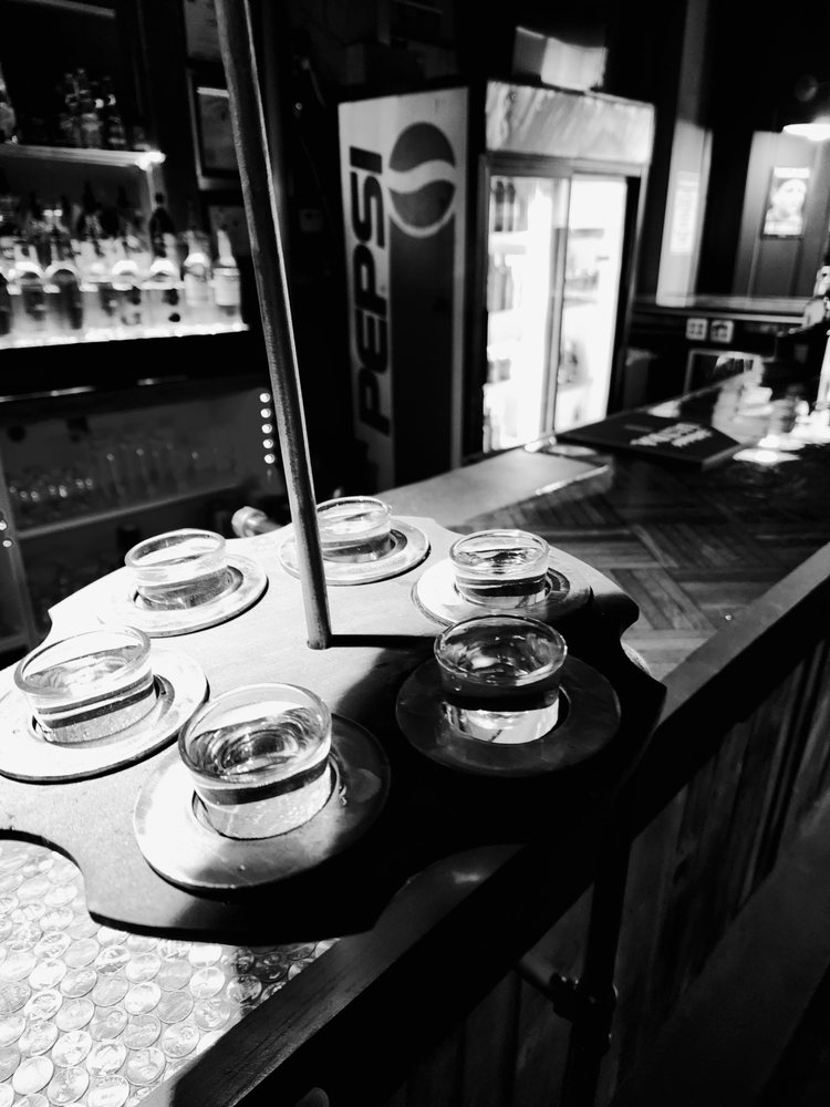 FRANK’S Updated August 2024 10 Photos 1000 Hampshire St, Quincy, Illinois Bars Phone