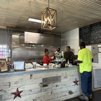 Barnyard Betsy's - customers at the counter - Sandwiches Near Me - Creswell, North Carolina Barnyard Betsy's - customers at the counter - Sandwiches Near Me - Creswell, North Carolina