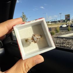 Crest Hill Pawn