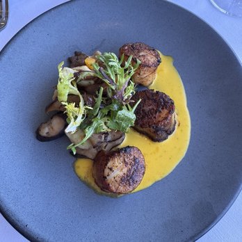 McCormick and Kuleto's - Hokkaido Sea Scallops - Seafood Near Me - San Francisco, California