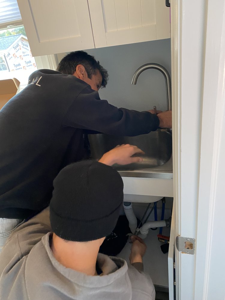 Slide of Lenny's Plumbing & Heating