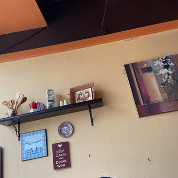 Nonna's Trattoria - Inside - Italian Near Me - St Augustine, Florida