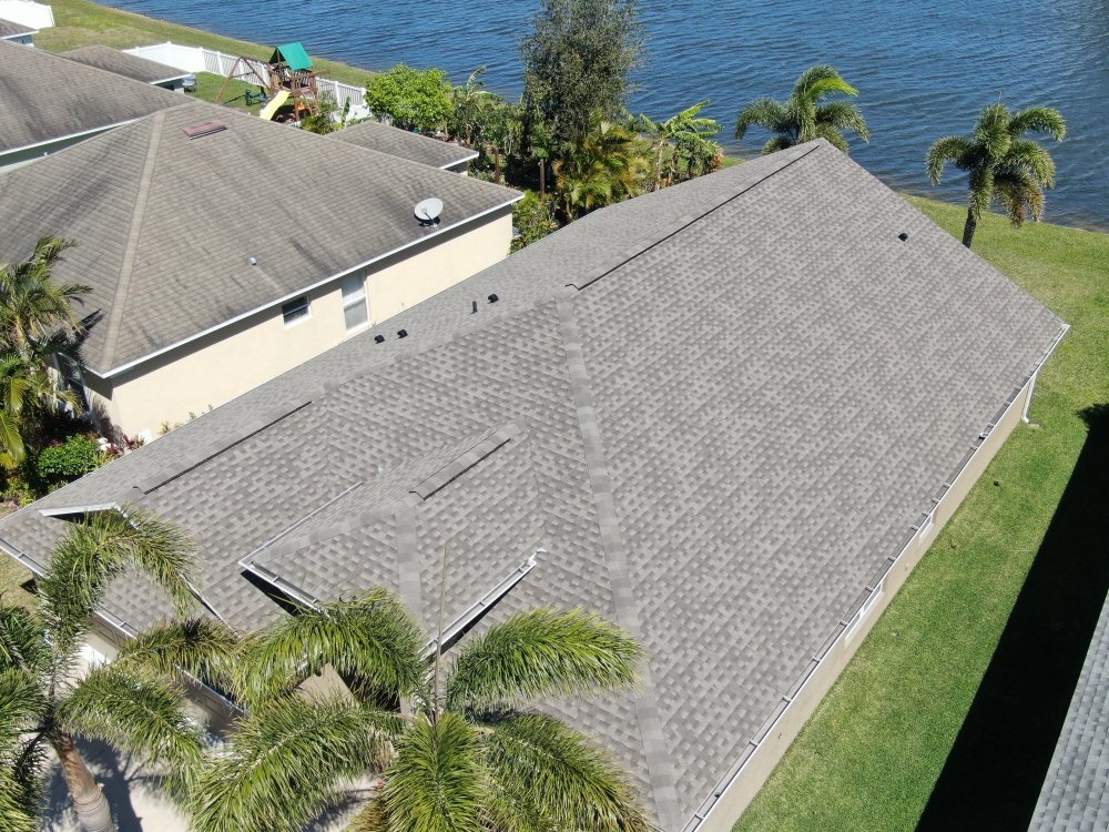 Slide of Harbor Roofing