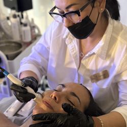 Anny M Beauty - Hydra facial