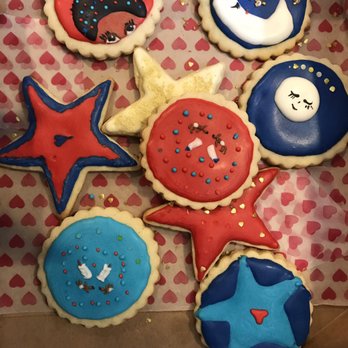 Raindrop Confections - Raindrop Confections' custom cookies - Bakeries Near Me Raindrop Confections - Raindrop Confections' custom cookies - Bakeries Near Me