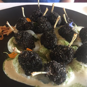 Le Grand Vefour - Cuisses de grenouilles (outstanding!) - French Near Me - Paris, 75 Le Grand Vefour - Cuisses de grenouilles (outstanding!) - French Near Me - Paris, 75