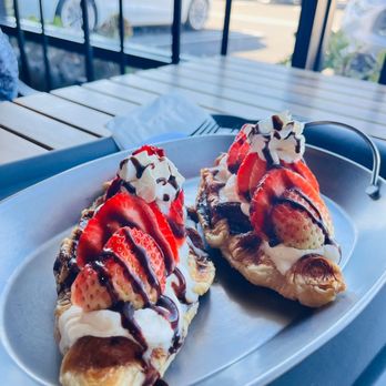 Cafe Orange - Nutella croffle - Desserts Near Me - Garden Grove, California