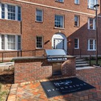 Highbridge Apartments - Great courtyard with grill - Apartments Near Me - Washington D.c, Washington Highbridge Apartments - Great courtyard with grill - Apartments Near Me - Washington D.c, Washington