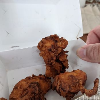 Carl's Jr - "fresh" tenders. They made us wait for fresh tenders and this is what we get - Fast Food Near Me - Bakersfield, California