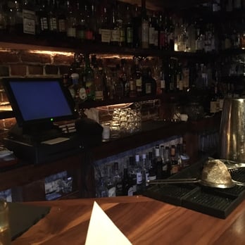 Bathtub Gin - At the bar - Cocktail Bars Near Me - Seattle, Washington Bathtub Gin - At the bar - Cocktail Bars Near Me - Seattle, Washington