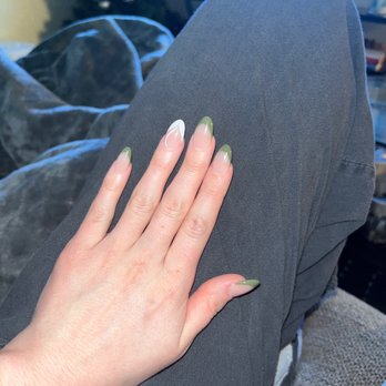LA Nails - Nail Salons Near Me - Logan, Utah