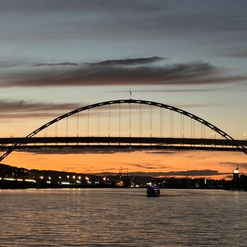 Island Style Charters - Boat Tours Near Me - Portland, Oregon Island Style Charters - Boat Tours Near Me - Portland, Oregon