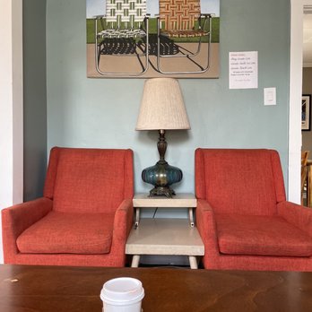 Java Man - two red couches and a coffee cup on a table - Coffee & Tea Near Me - Hermosa Beach, California Java Man - two red couches and a coffee cup on a table - Coffee & Tea Near Me - Hermosa Beach, California