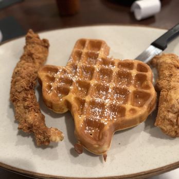 Egg House Cafe - Chicken and waffle - Breakfast & Brunch Near Me - Denton, Texas
