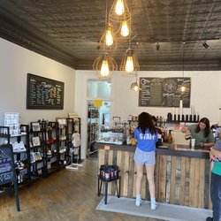 AJ's Riverside - Coffee shop