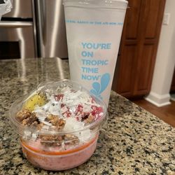 Bahama Mama Bowl & Cranberry Mai Tai Smoothie