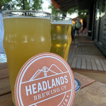 Headlands Brewing - Breweries Near Me - Lafayette, California