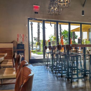 The Cut - Dining room - Burgers Near Me - Irvine, California The Cut - Dining room - Burgers Near Me - Irvine, California