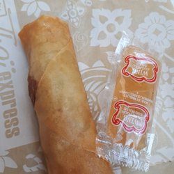 Veggie spring roll. Its aight