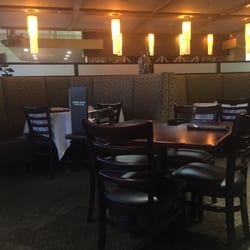 The Pub - Dining room