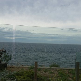 Penneshaw Hotel - Beautiful view while enjoying meal - Bars Near Me - Penneshaw, SA Penneshaw Hotel - Beautiful view while enjoying meal - Bars Near Me - Penneshaw, SA
