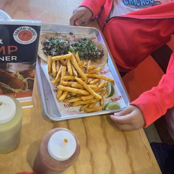 Takito Holic - Tacos de asada - Tacos Near Me - Burbank, Illinois