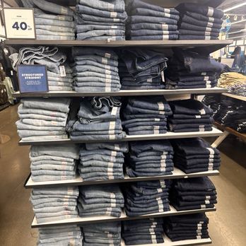 Old Navy Outlet - Women's Clothing Near Me - Elizabeth, New Jersey