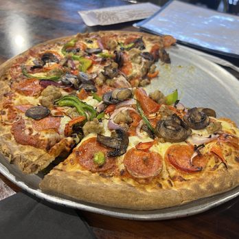 Grand Canyon Brewing & Distillery - Pizza - Brewpubs Near Me - Page, Arizona Grand Canyon Brewing & Distillery - Pizza - Brewpubs Near Me - Page, Arizona