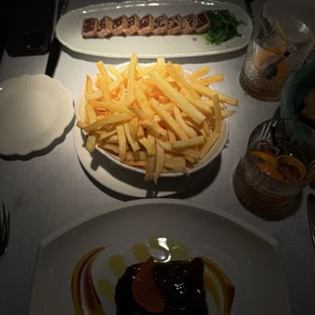 Ten con Ten - Seared Tuna, fries, foie gras Mille-feuille - Modern European Near Me - Madrid, M