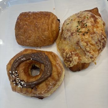 Paris Baguette - Pain au Chocolat, Ham & Cheese Pastry and Croissant Donut with Nutella - Bakeries Near Me - Pleasant Hill, California Paris Baguette - Pain au Chocolat, Ham & Cheese Pastry and Croissant Donut with Nutella - Bakeries Near Me - Pleasant Hill, California