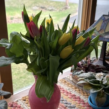 Ava's Flowers - Definitely not what is on their web site to be sold - Florists Near Me - Mahwah, New Jersey
