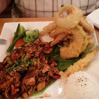 Densetsu - Spicy chicken bento box - Japanese Near Me - Plano, Texas Densetsu - Spicy chicken bento box - Japanese Near Me - Plano, Texas